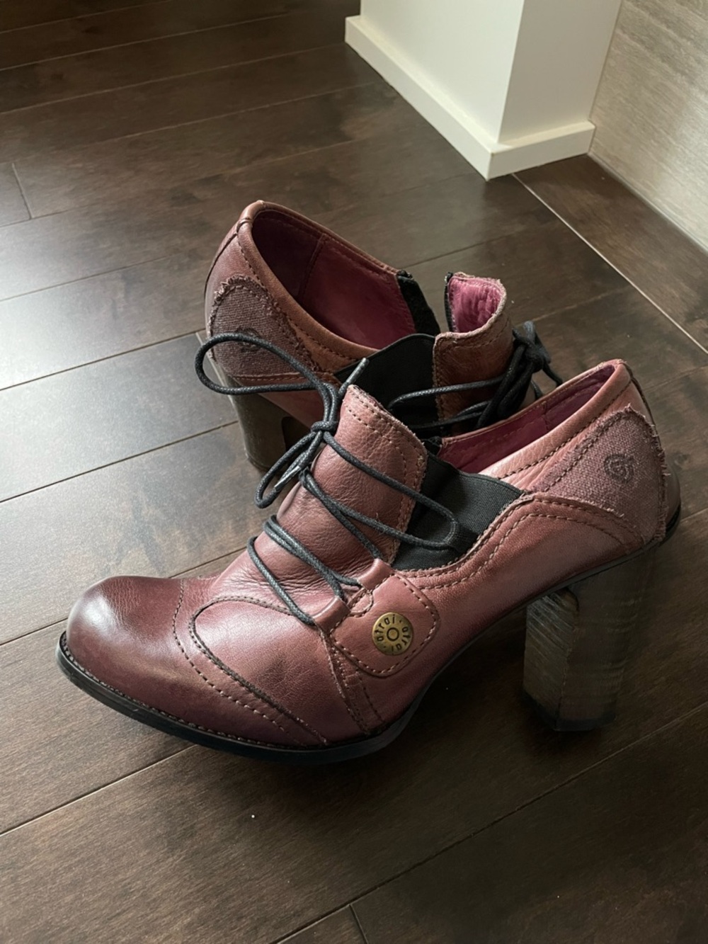 Atrai Wine Merlot Leather Ankle Boots Women’s Size 39 or 8 - Picture 3 of 10